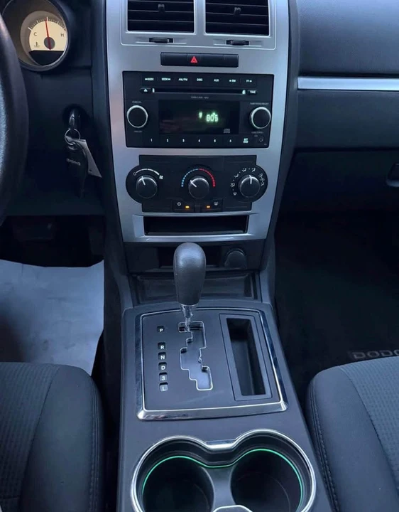 2010 Dodge Charger 6th Gen - Image 6 of 20