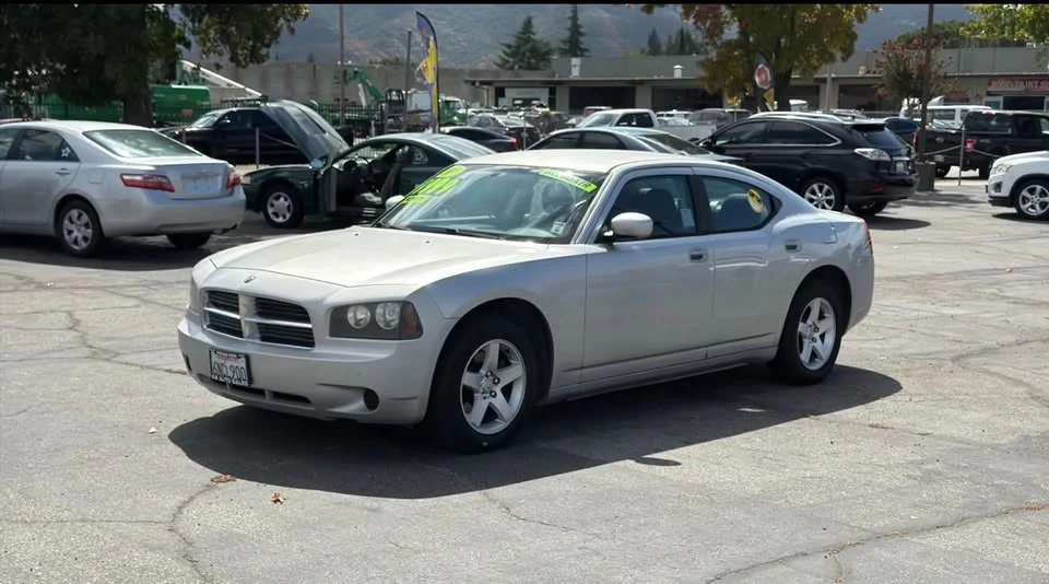 2010 Dodge Charger 6th Gen - Image 2 of 14