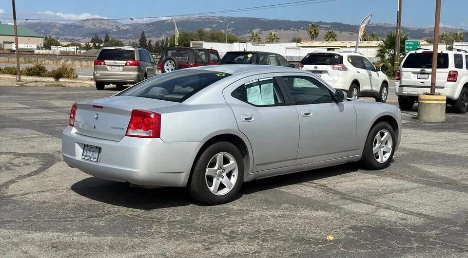 2010 Dodge Charger 6th Gen - Image 6 of 14