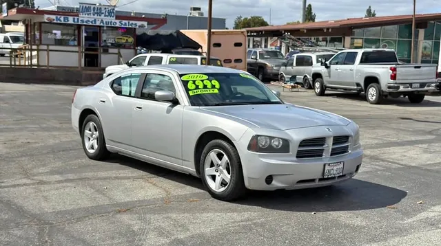 2010 Dodge Charger Sedan 4D