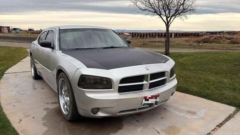 2010 Dodge Charger 6th Gen - Image 8 of 9
