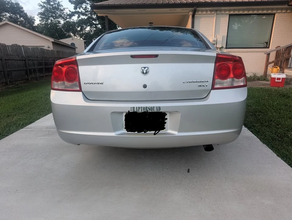 2010 Dodge Charger 6th Gen - Image 6 of 7