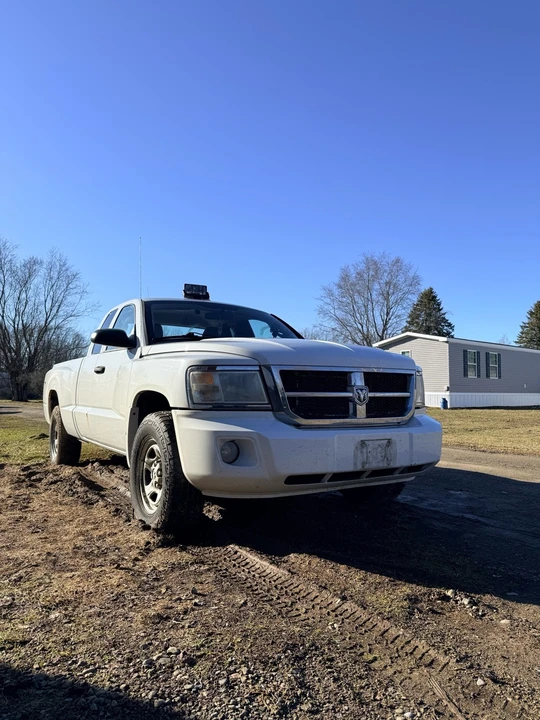 2010 Dodge Dakota 3rd Gen - Image 2 of 9