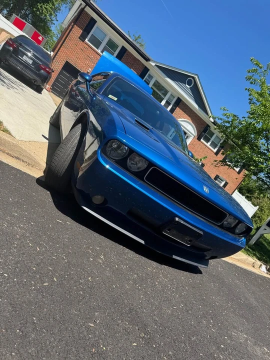 2010 Dodge Challenger 3rd Gen - Image 4 of 5