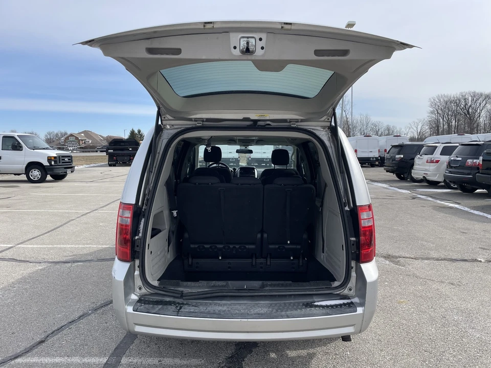 2010 Dodge Caravan - Image 19 of 21