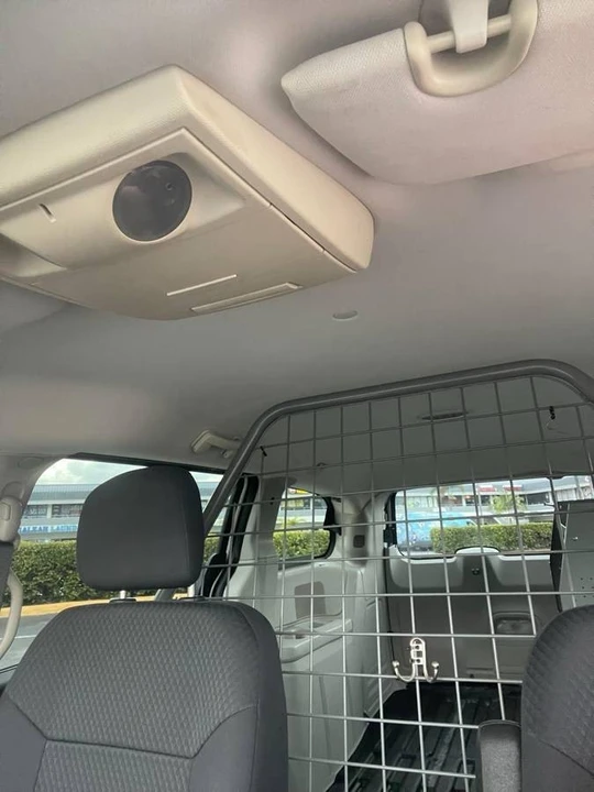 2010 Dodge Caravan - Image 7 of 14