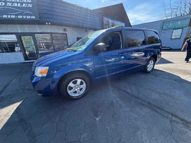 2010 Dodge Caravan - Image 5 of 12