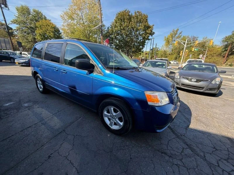 2010 Dodge Caravan - Image 11 of 12