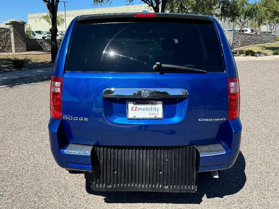 2010 Dodge Caravan - Image 3 of 16