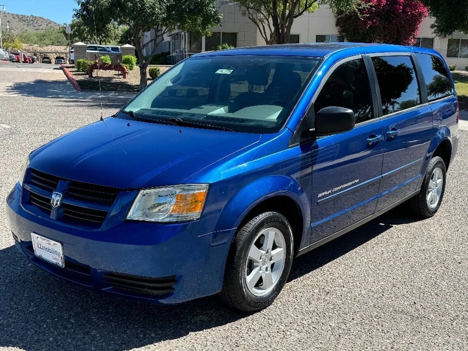 2010 Dodge Caravan - Image 15 of 16