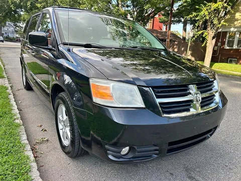 2010 Dodge Grand Caravan SRT