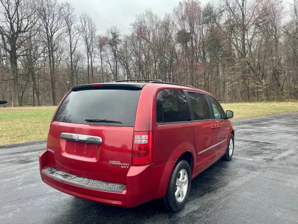 2010 Dodge Caravan - Image 5 of 20