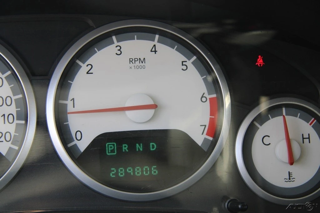 2010 Dodge Caravan - Image 18 of 24