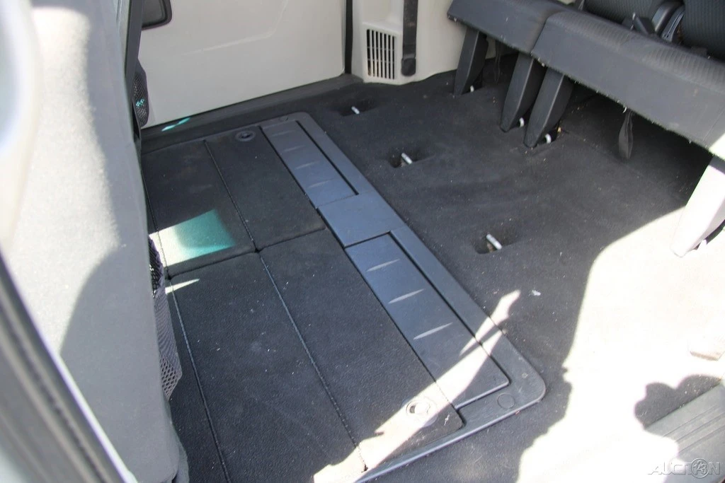 2010 Dodge Caravan - Image 21 of 24