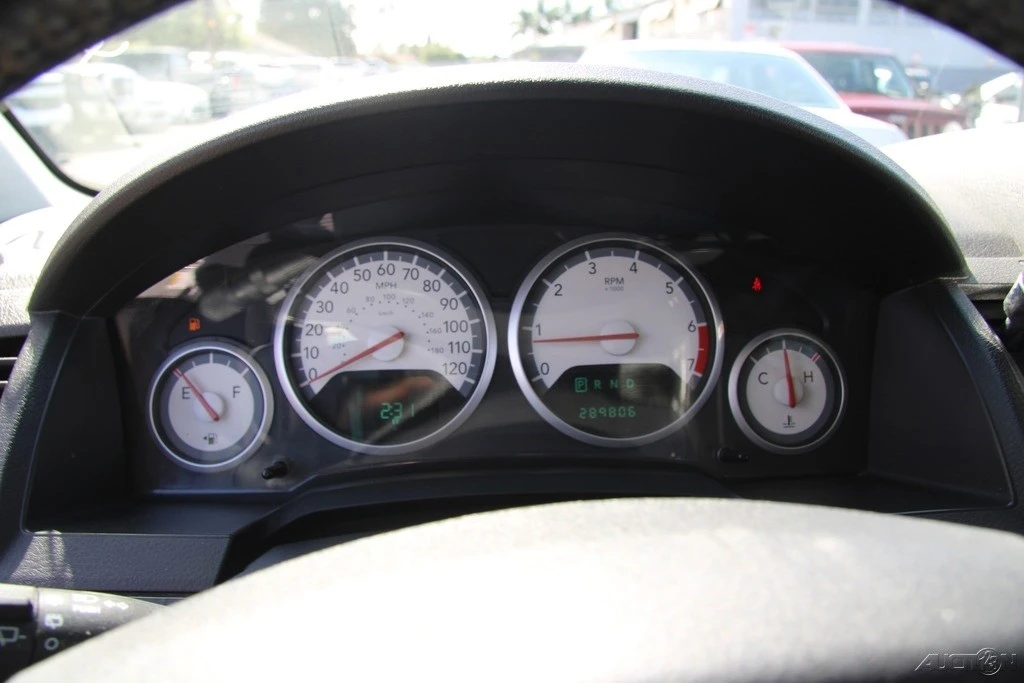 2010 Dodge Caravan - Image 17 of 24