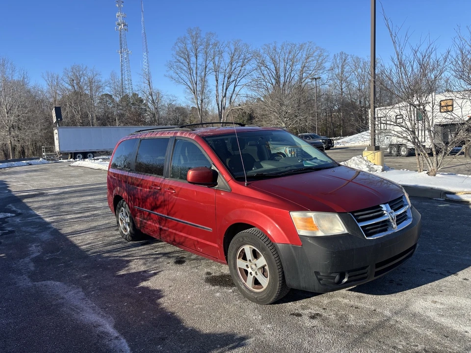 2010 Dodge Caravan - Image 5 of 6