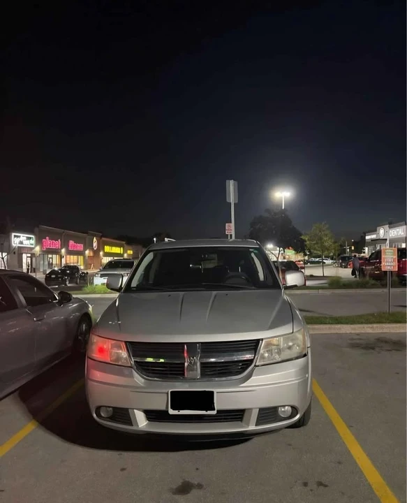 2010 Dodge Journey - Image 2 of 4