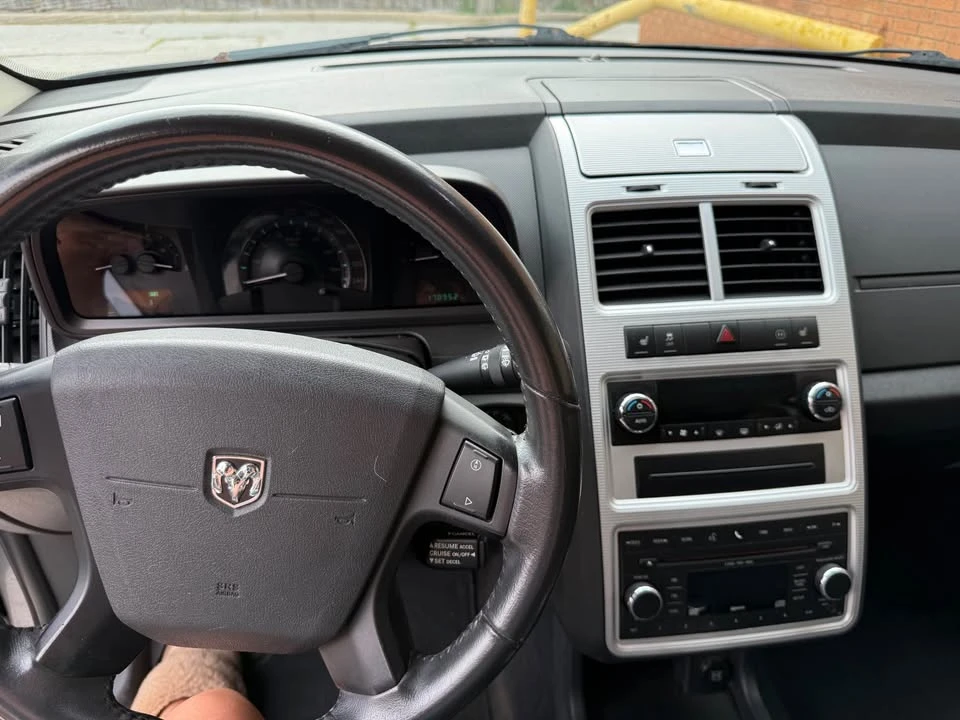 2010 Dodge Journey - Image 5 of 8