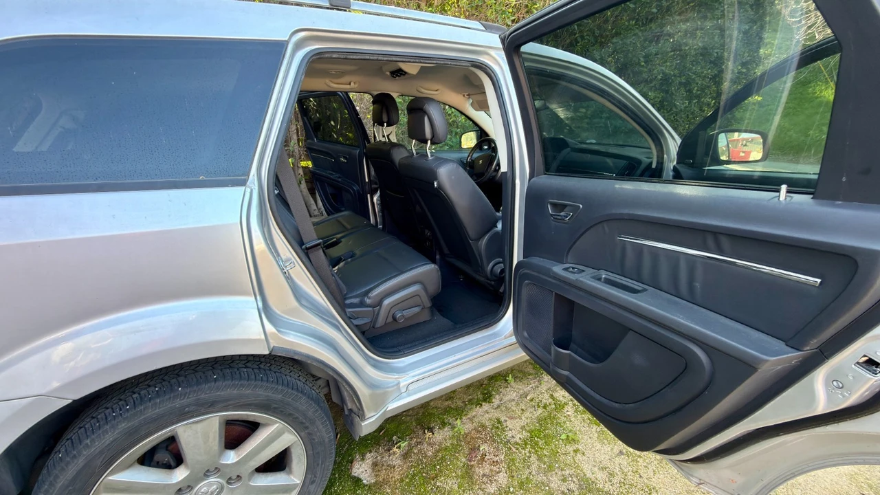 2010 Dodge Journey - Image 8 of 20