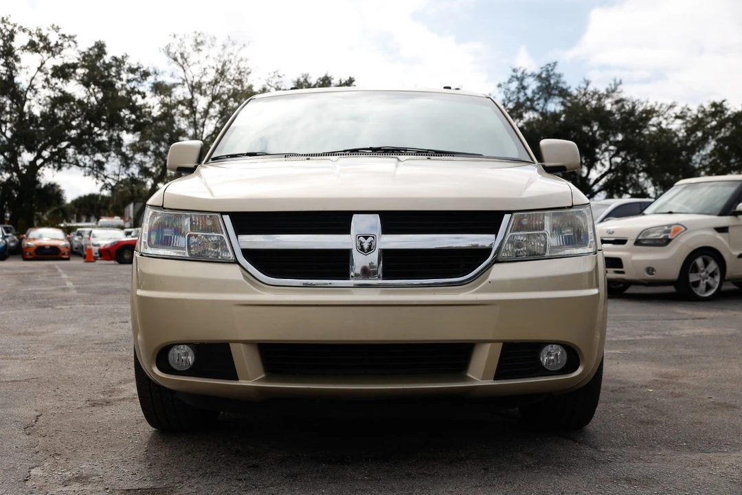 2010 Dodge Journey - Image 17 of 21