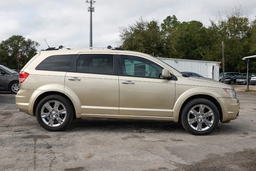 2010 Dodge Journey - Image 13 of 21