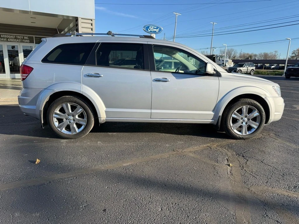 2010 Dodge Journey - Image 2 of 12