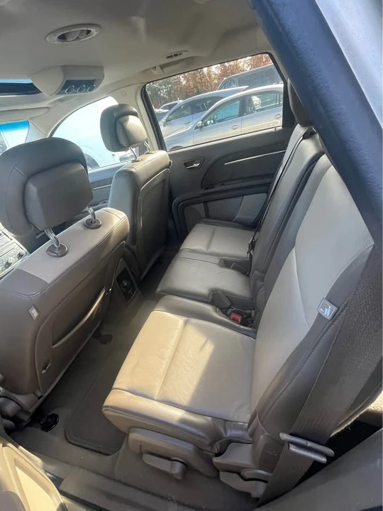 2010 Dodge Journey - Image 8 of 12