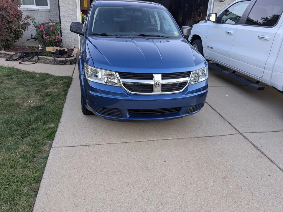 2010 Dodge Journey - Image 4 of 5