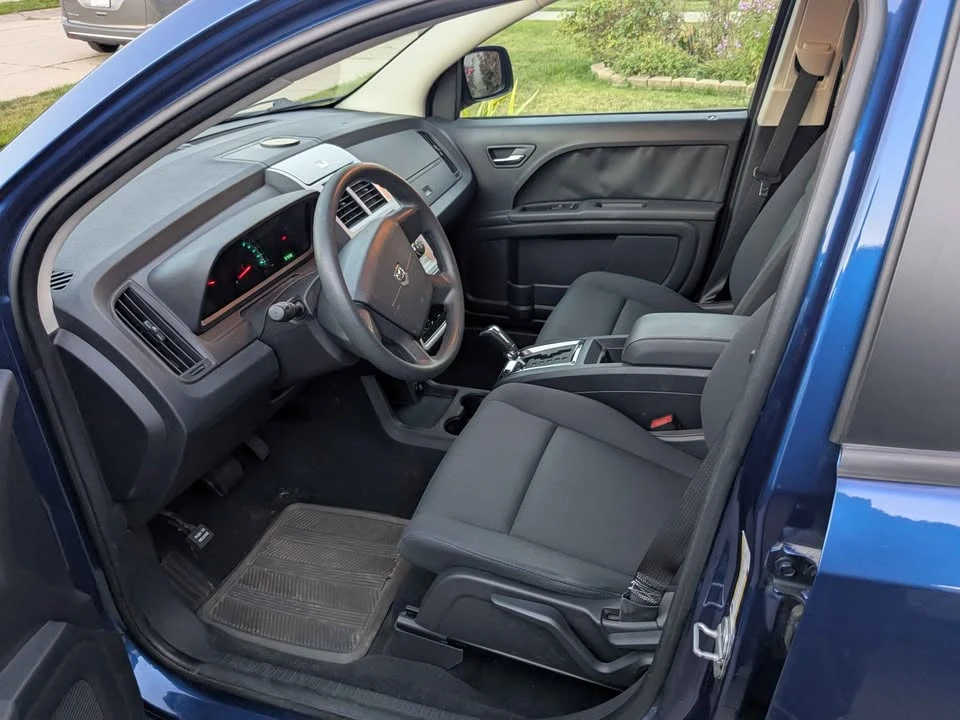 2010 Dodge Journey - Image 2 of 5