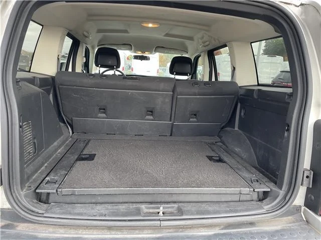 2010 Dodge Nitro - Image 16 of 21