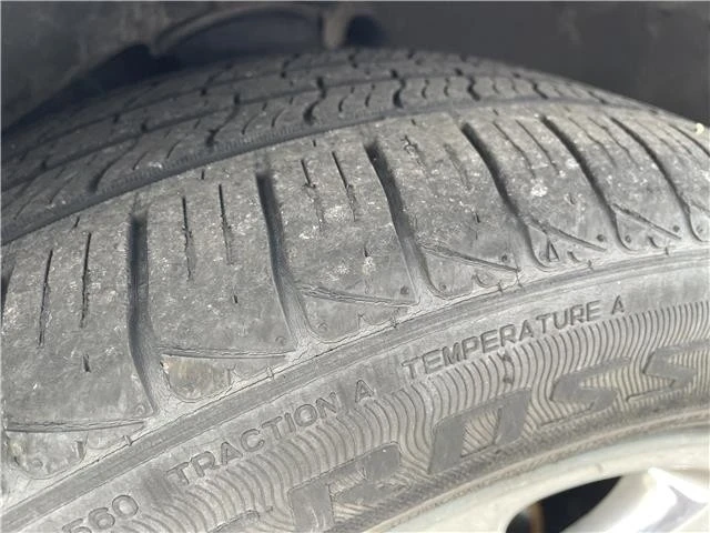 2010 Dodge Nitro - Image 12 of 21
