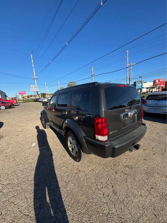 2010 Dodge Nitro - Image 6 of 11