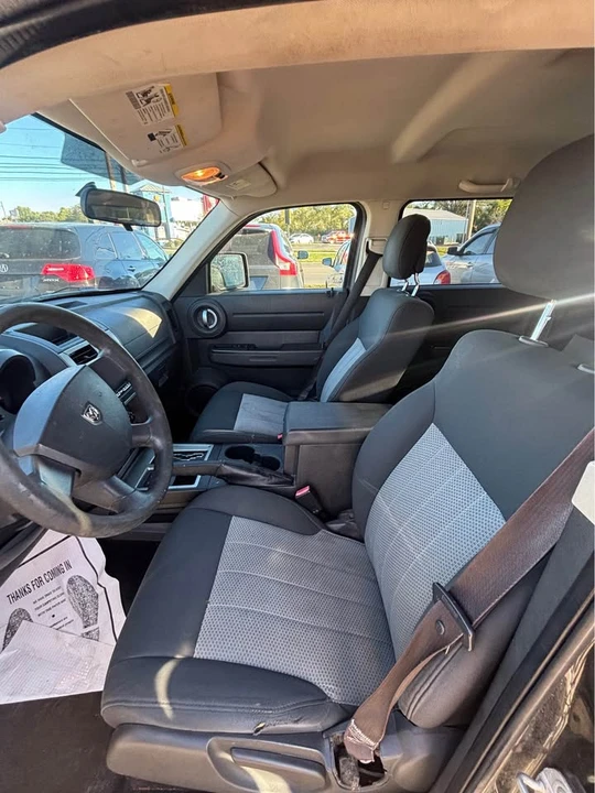 2010 Dodge Nitro - Image 9 of 11