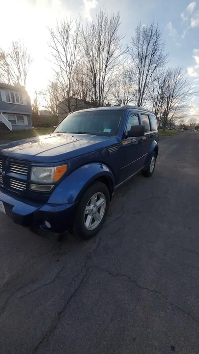 2010 Dodge Nitro - Image 2 of 11