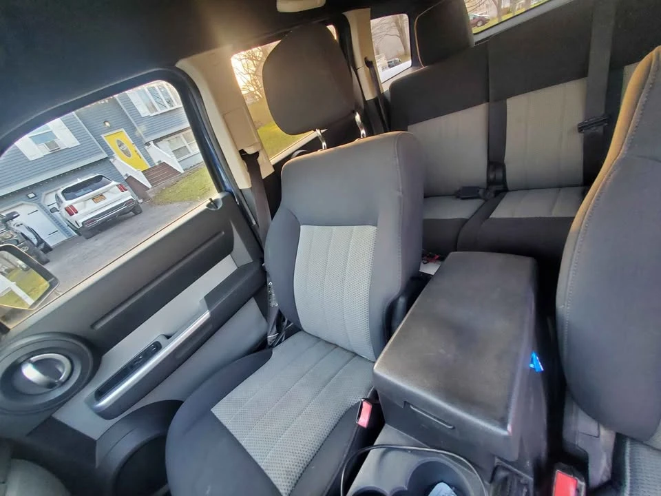 2010 Dodge Nitro - Image 9 of 11