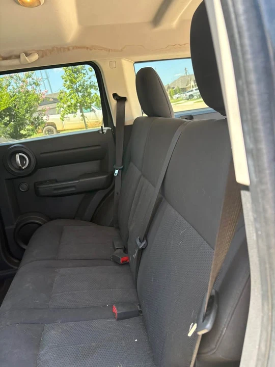 2010 Dodge Nitro - Image 6 of 6