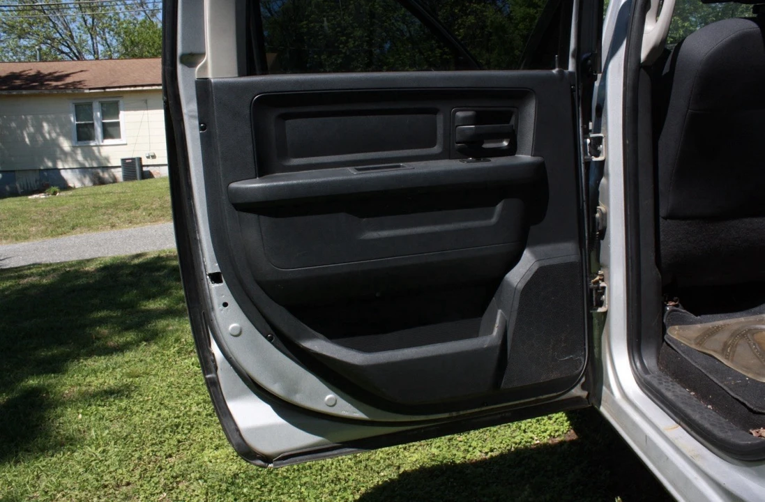 2010 Dodge Ram 4th Gen - Image 4 of 18
