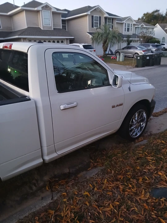 2010 Dodge Ram 4th Gen - Image 4 of 10