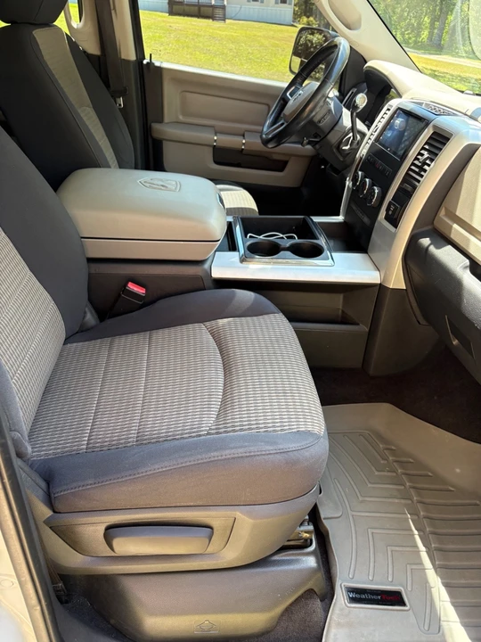 2010 Dodge Ram 4th Gen - Image 5 of 12