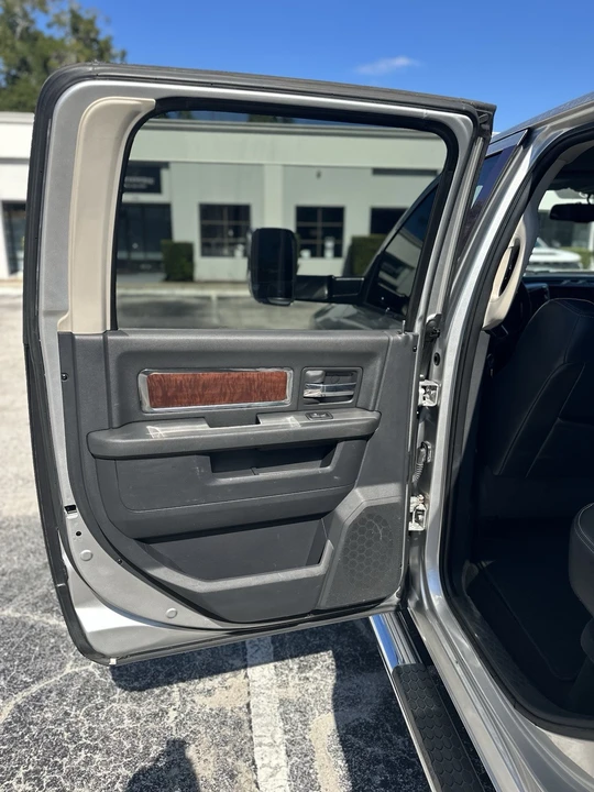 2010 Ram 2500 - Image 11 of 20