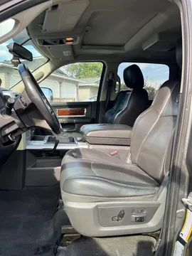 2010 Dodge Ram 3500 Laramie