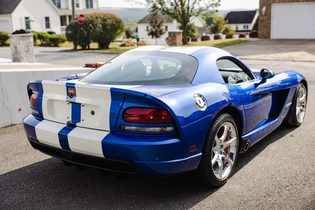 2010 Dodge Viper 4th Gen - Image 13 of 21