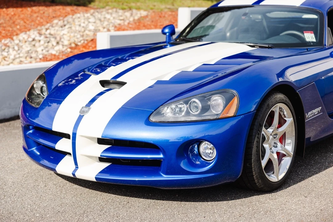 2010 Dodge Viper 4th Gen - Image 16 of 21