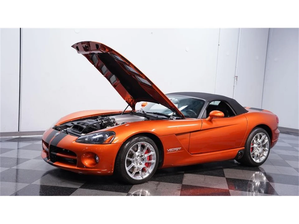 2010 Dodge Viper 4th Gen - Image 28 of 31