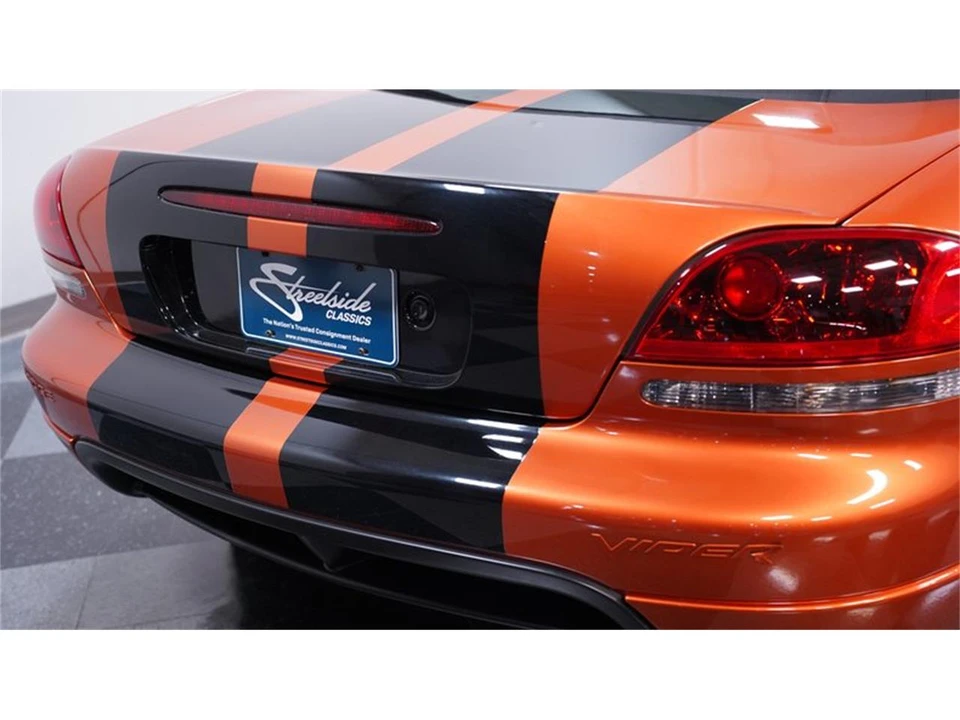 2010 Dodge Viper 4th Gen - Image 23 of 31