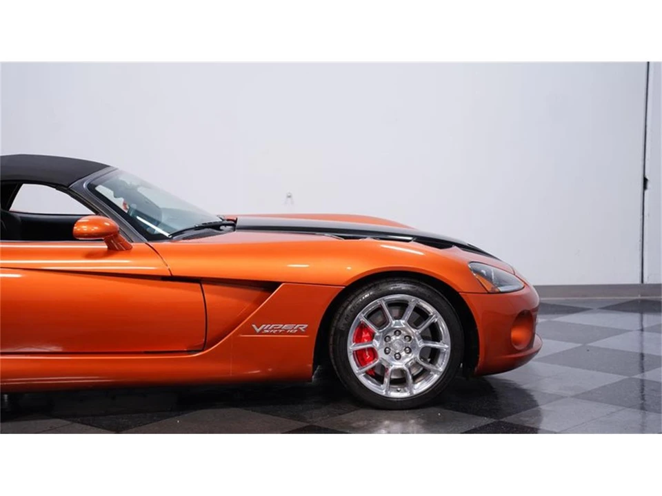 2010 Dodge Viper 4th Gen - Image 27 of 31
