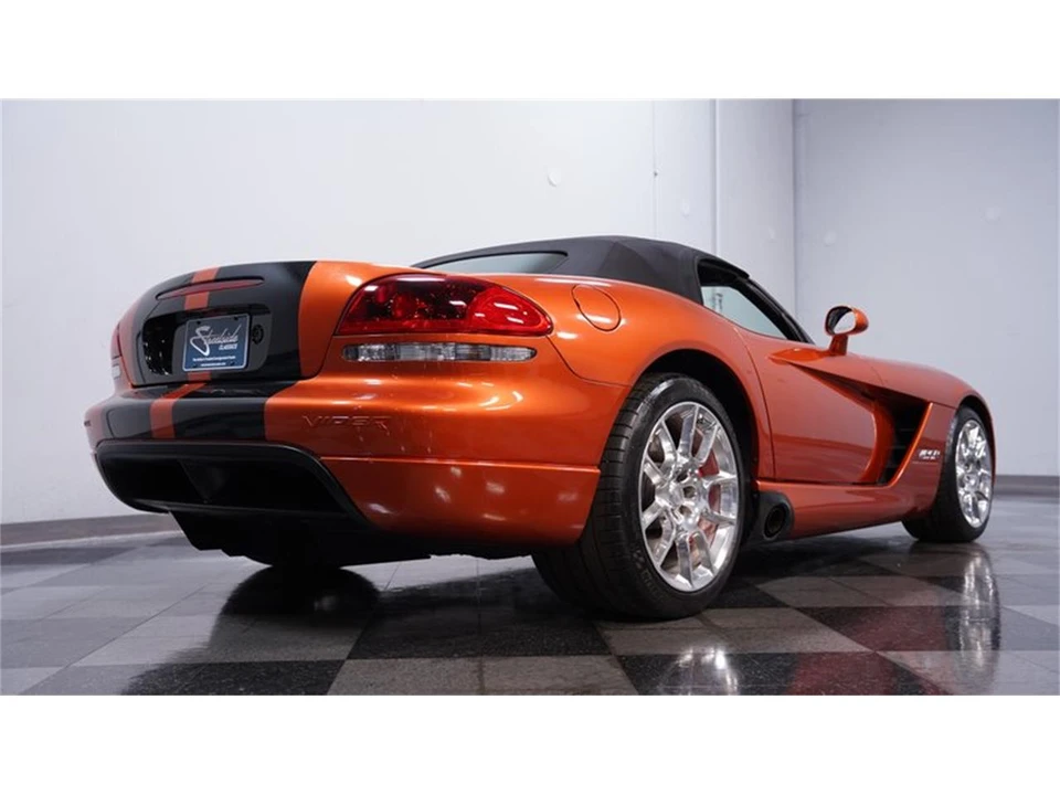 2010 Dodge Viper 4th Gen - Image 24 of 31