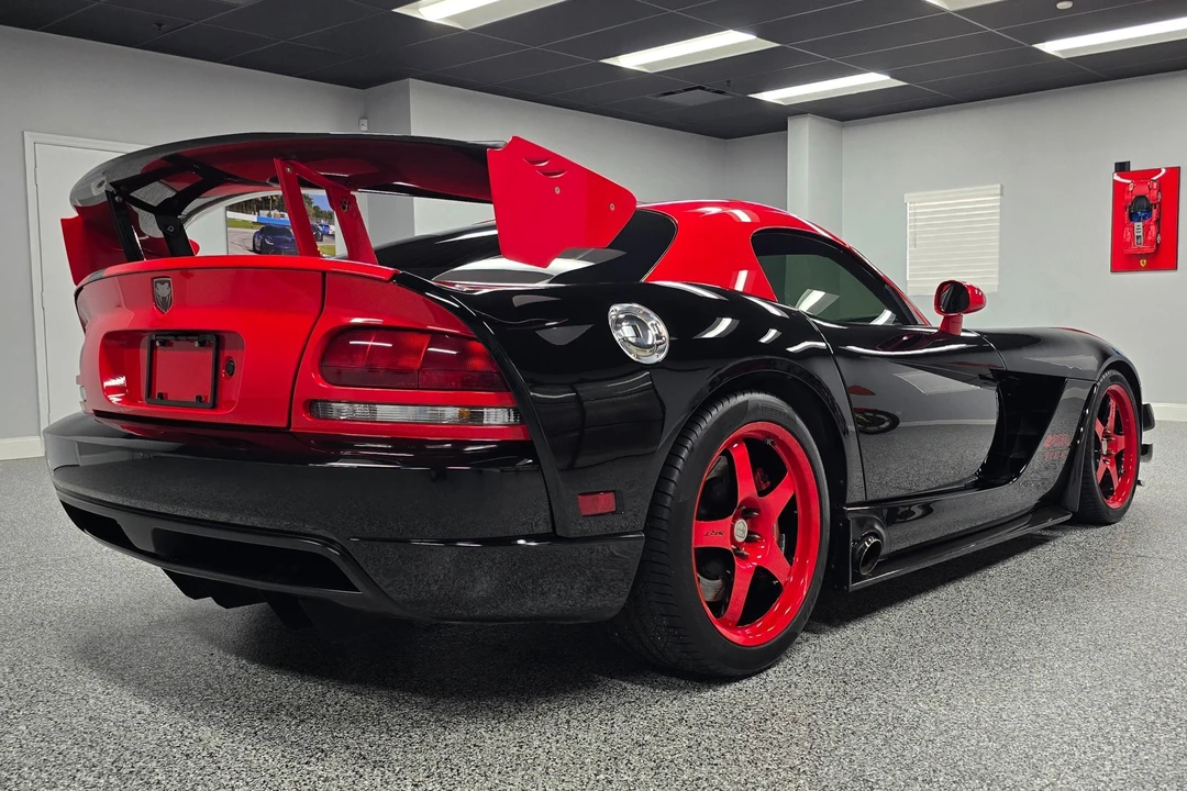 2010 Dodge Viper ACR 4th Gen - Image 4 of 31