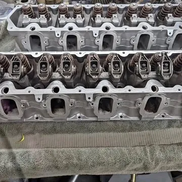 2010 Dodge Viper Cylinder Heads