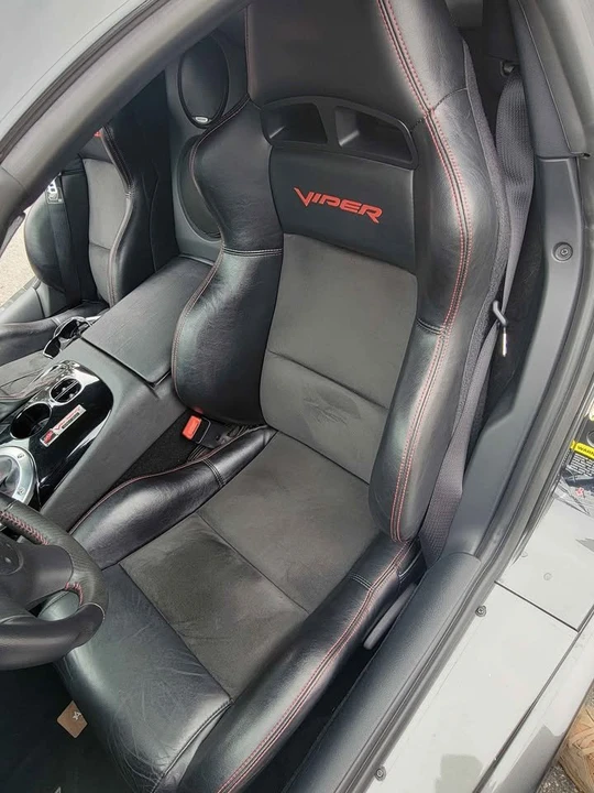 2010 Dodge Viper 4th Gen - Image 4 of 10